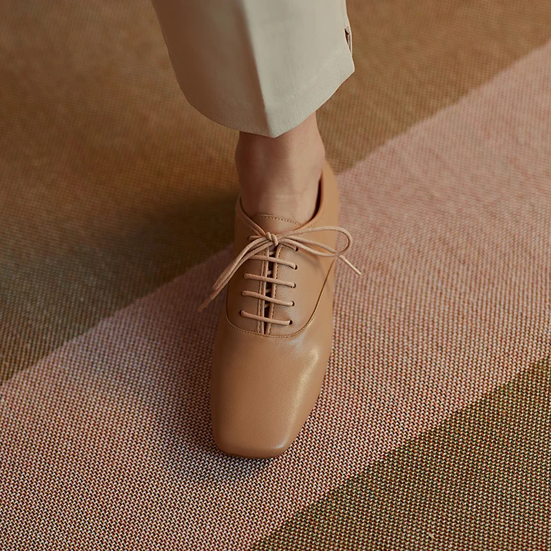 Women's shoes of spring and autumn cowhide simple square head cross binding low heel cow tendon soles women's shoes