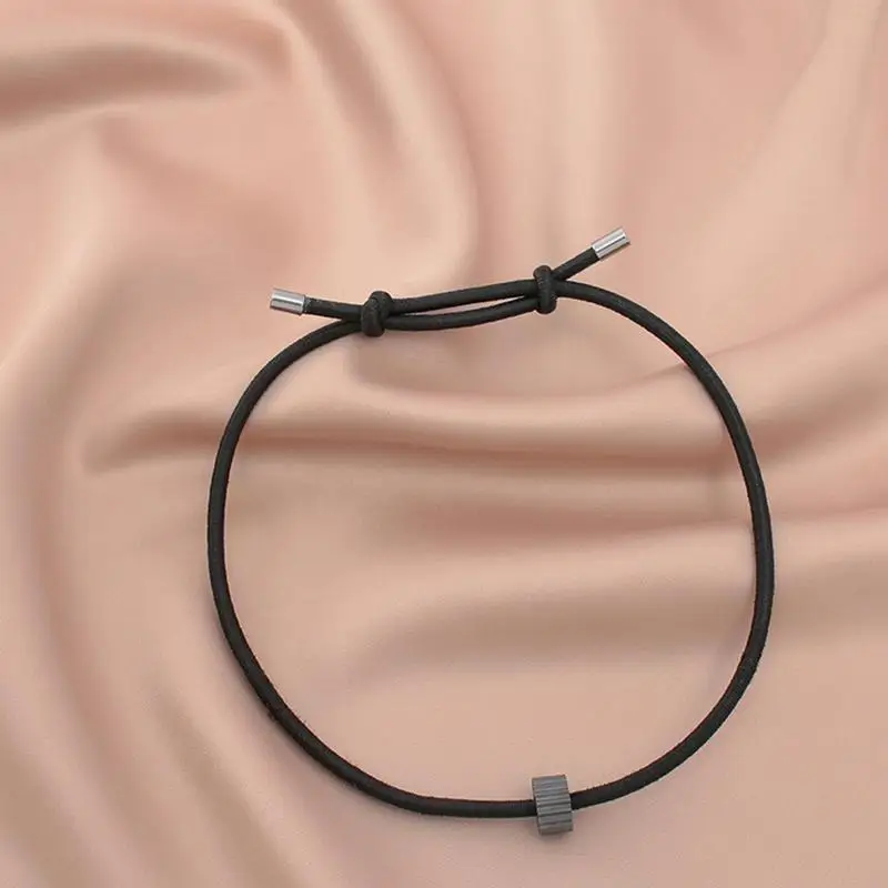 Автомобильный браслет с разрывом окон со сломанным стеклом и веревкой простой в