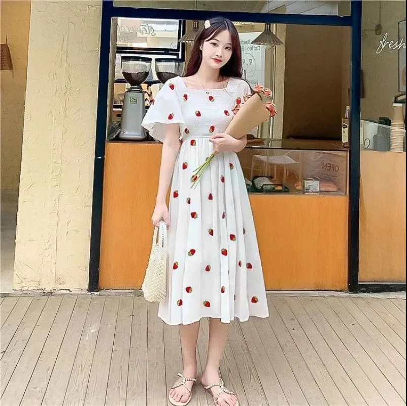 First Love Strawberry Dress for Women's 2023 Summer New Waistband Retro Kikyo Sweet Salt Dress Long Dresses for Women Clothing 6