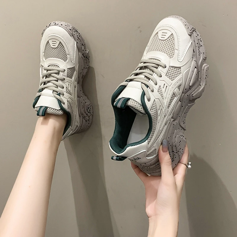 Women Clunky Sneakers Breathable Lace Up Female Walking Shoes Couple Platform Non-slip Durable Outdoor Sports Casual Footwears