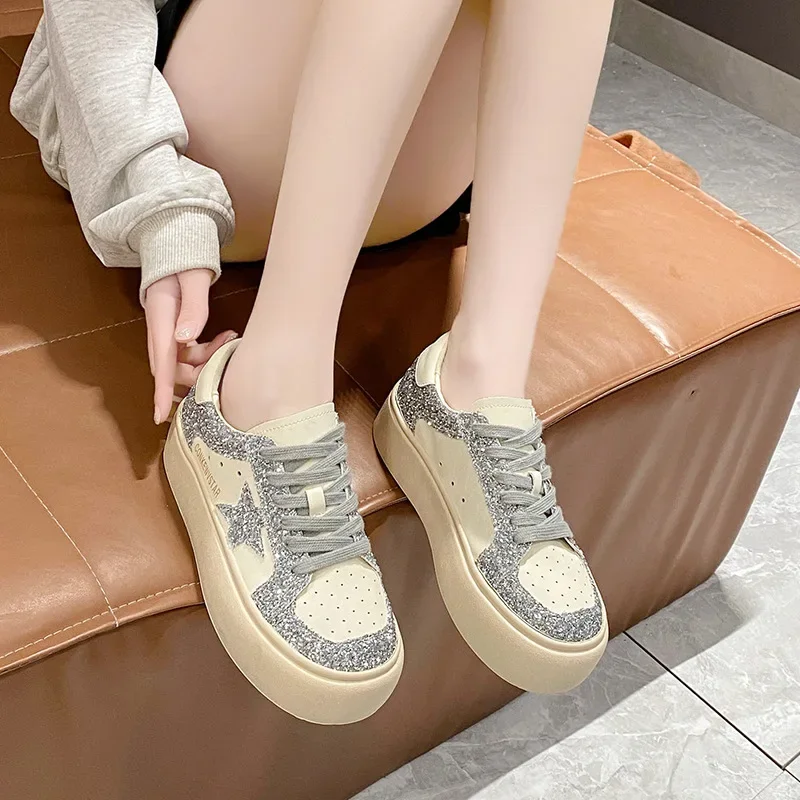 

Small white shoes Korean version of the new spring sequins stars dirty shoes casual board shoes thick bottom muffin shoes female