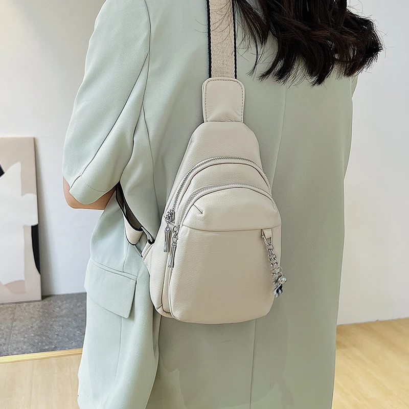 

Women Chest Bags 2022 Trend Summer Simple All-match Pu Leather Crossbody Waist Bag Casual Female Shoulder Bags With Pendant