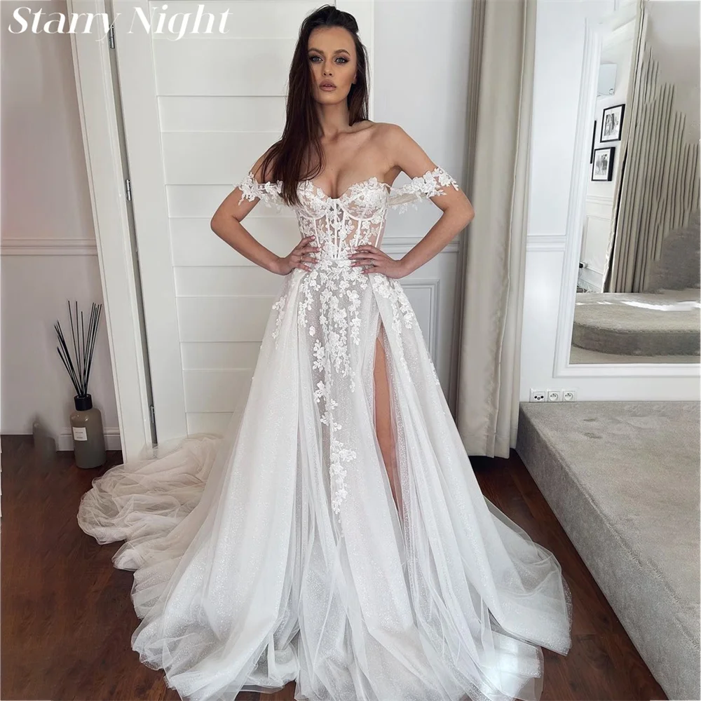 Купи Bohemian Illusion Off The Shoulder Wedding Dress A Line Side Slit Wedding Gown Lace Appliques Dress For Bride vestidos de novia за 6,629 рублей в магазине AliExpress