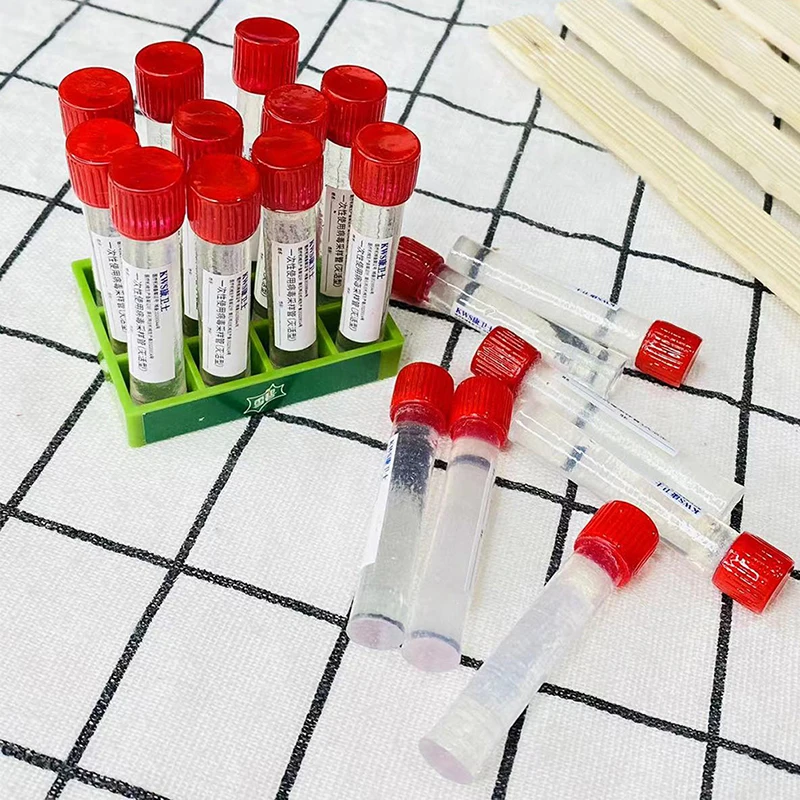 

Миниатюрная модель трубки для проверки обнаружения нуклеиновой кислоты для кукольного домика, модель «сделай сам» 1:12, Миниатюрные аксессу...