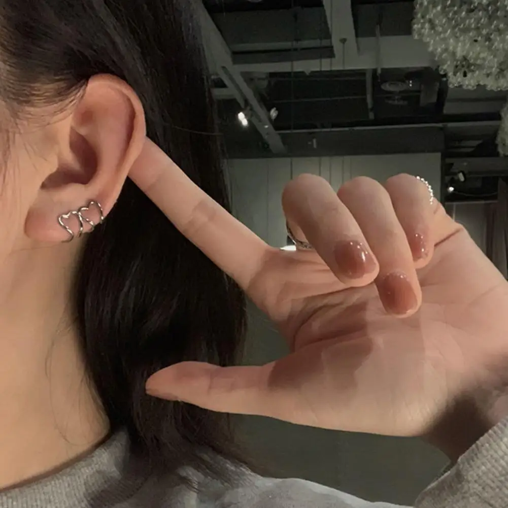 

Stylish All-match Lightweight Ladies Round Hoop Earrings Ear Clip Jewelry Anti-corrosive Female Earrings for Daily Wear