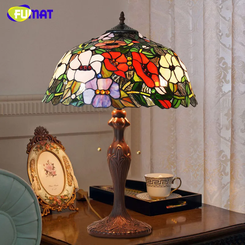 

Tiffany Retro Table Lamp Stained Glass Flower Pattern Desk Lamp Hotel Villa Hall Decor Table Light Study Bedside LED Night Light