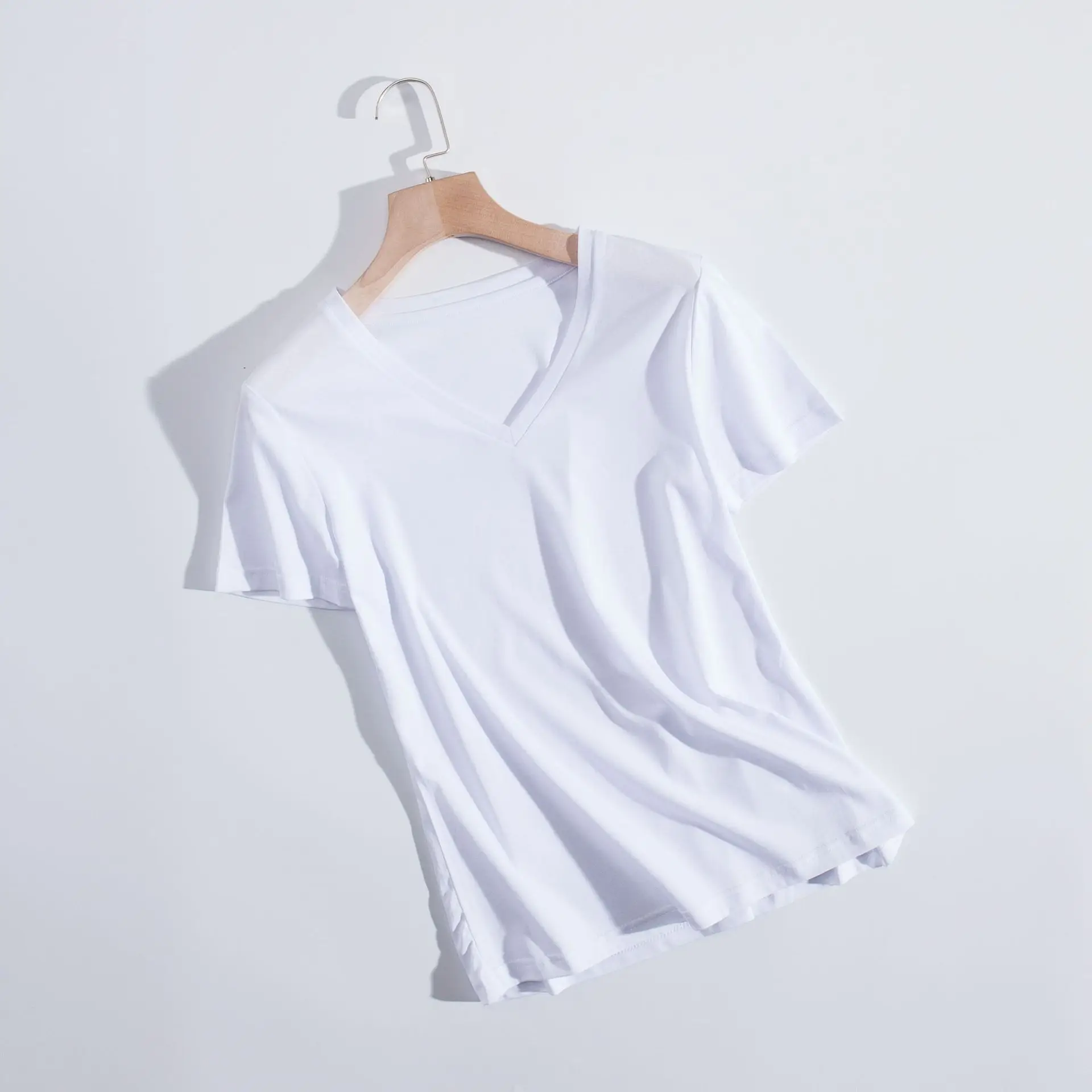 

2022new new women t-shirt fashion printed printing female tee tshirt tops women t shirt White black