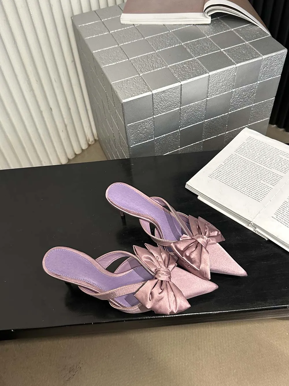 Женские шлепанцы с острым носком летние уличные мюли на тонком высоком каблуке