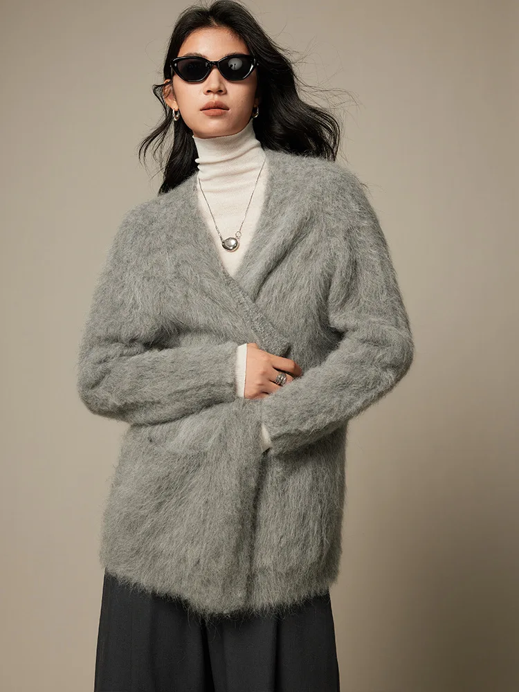 

Autumn and Winter Premium Thick Alpaca Wool Sweater with Brushed V-neck Knitted Cardigan Loose and Lazy Outline Coat