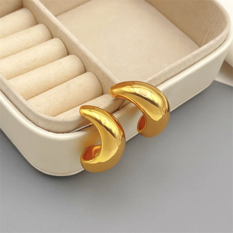 

French Retro Water Drop Shape Metal Stud Earrings For Women Personality Fashion Trend Earrings Plating 18k Gold Jewelry