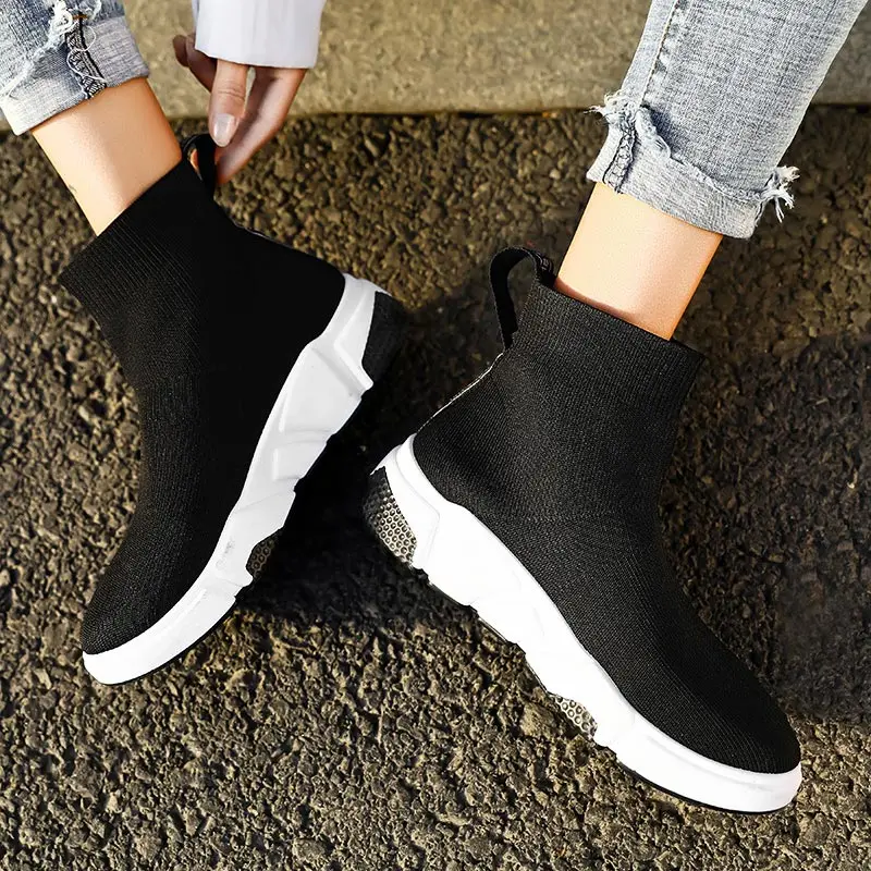 

Теннисные массивные спортивные женские теннисные Популярные сетчатые кроссовки черные теннисные женские модные спортивные женские кросс...