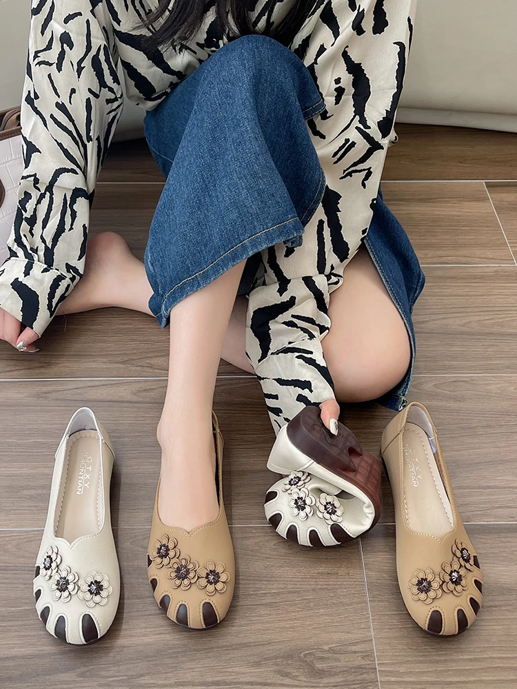 

Casual Woman Shoe Slip-on Soft Tennis Female Flats Round Toe Slip On Breathable Boat Dress Retro PU Rome Lace-Up Microfiber Slip