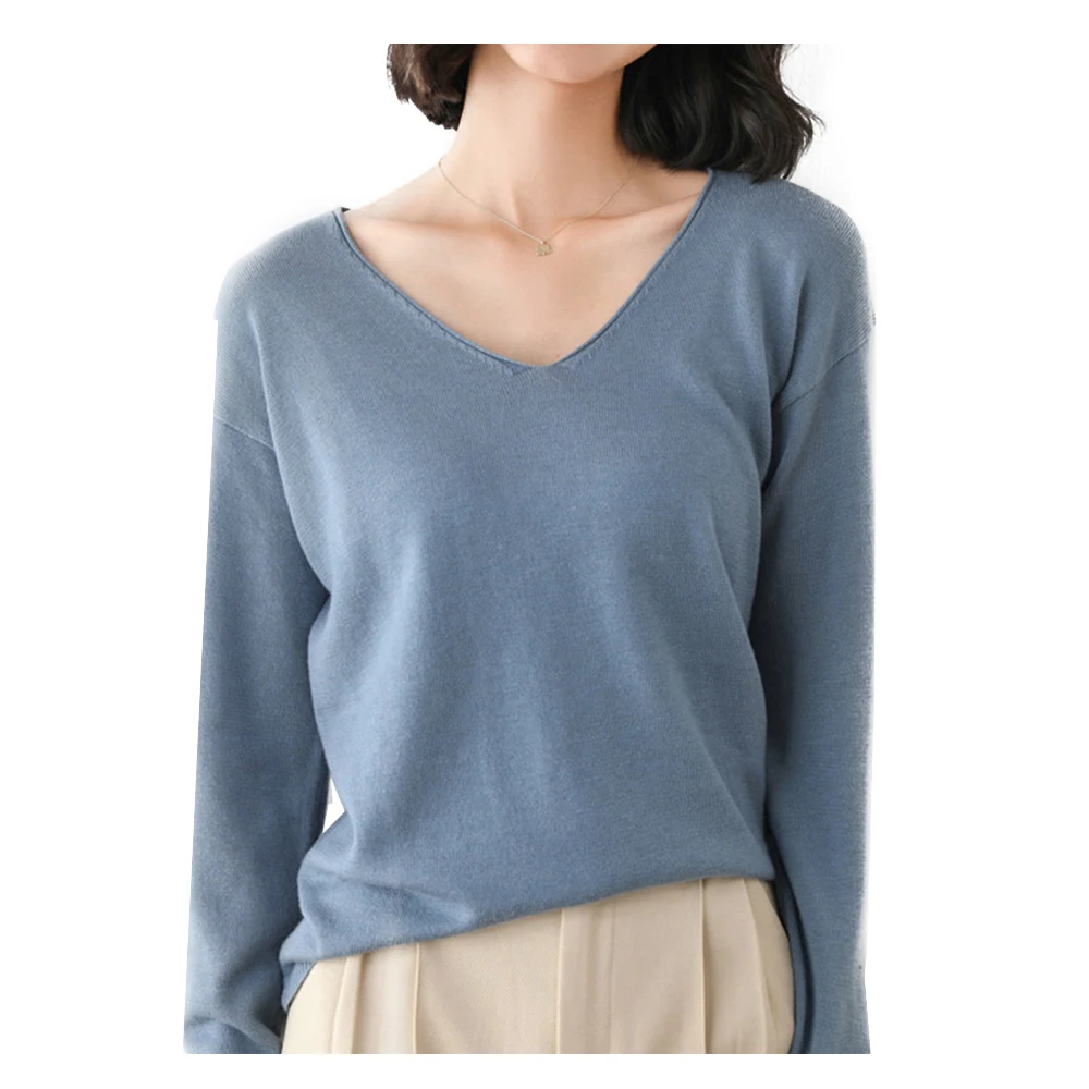 

Женский трикотажный свитер с V-образным вырезом, в полоску