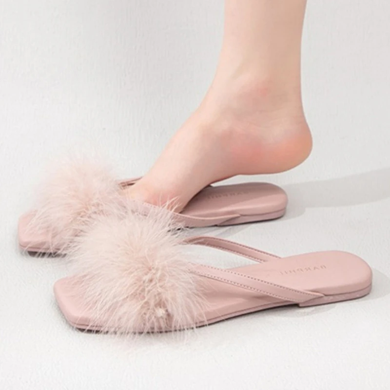 

Brand Women Shoes 2023 Summer New Plush Feather Women's Slippers Soft Bottom Non Slip Slides Woman Fashion Square Toe Flip Flops