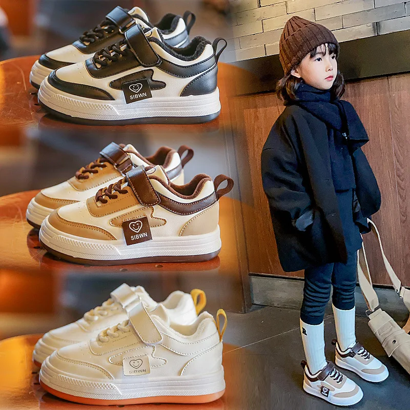 

Спортивные и удобные туфли для девочек Новинка Весна 2023 обувь для катания на коньках для мальчиков кроссовки для бега на мягкой нескользящей подошве для детей среднего и старшего возраста