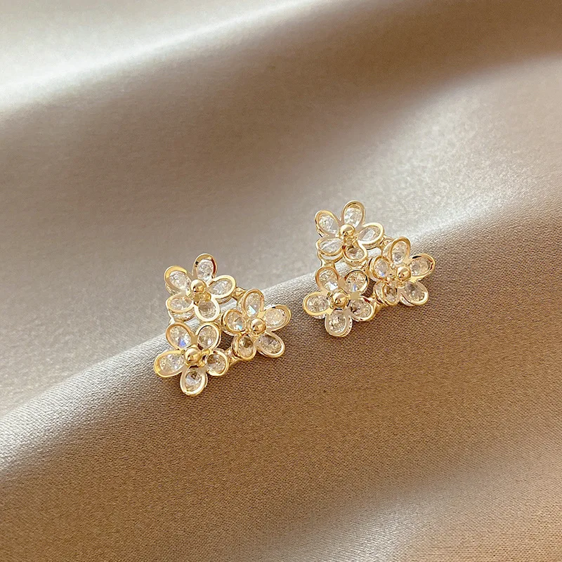 

Геометрические серьги в виде цветка, женские серьги в стиле ретро с микро-инкрустацией из циркония