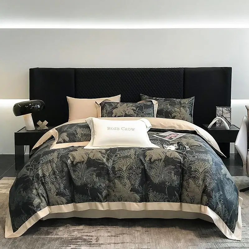 Комплект постельного белья IvaRose HOME TEXTILE из египетского хлопка серый джунгли 4 шт.