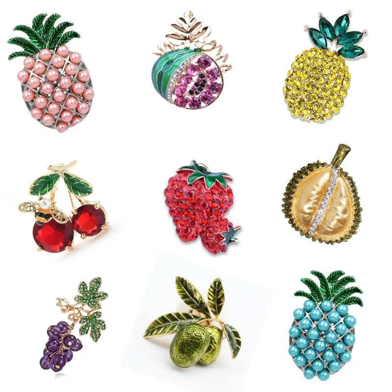 

Delicate and Lovely Fashion Fruit Pineapple Strawberry Blueberry Series Brooch Clothing Accessories