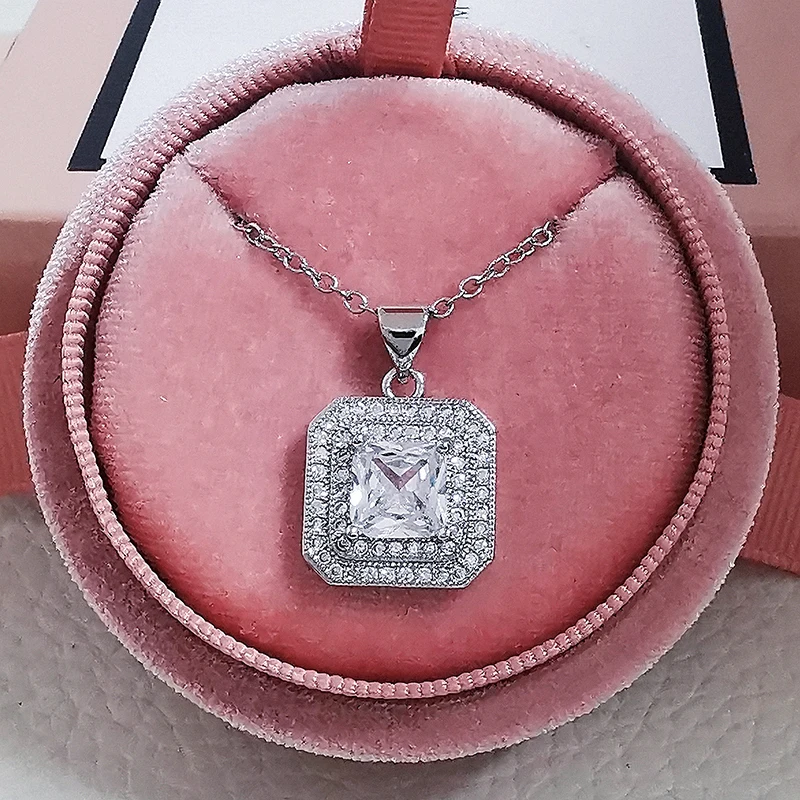 

2022 New Products Silver Color on The Neck Necklace & Pendant for Women Four Colors Jewelry Pendants X503