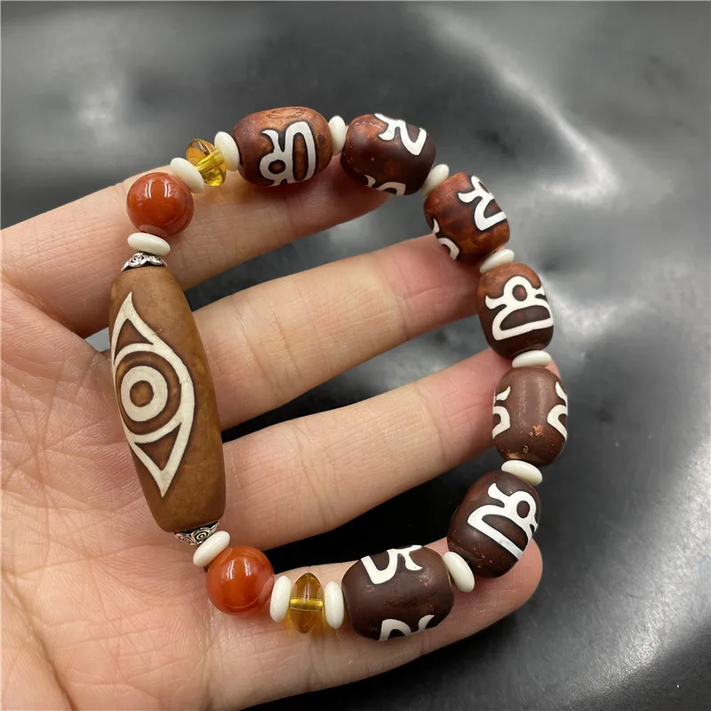 Фото With Dzi Beads Old Tibetan Agate Bead Bracelet №3