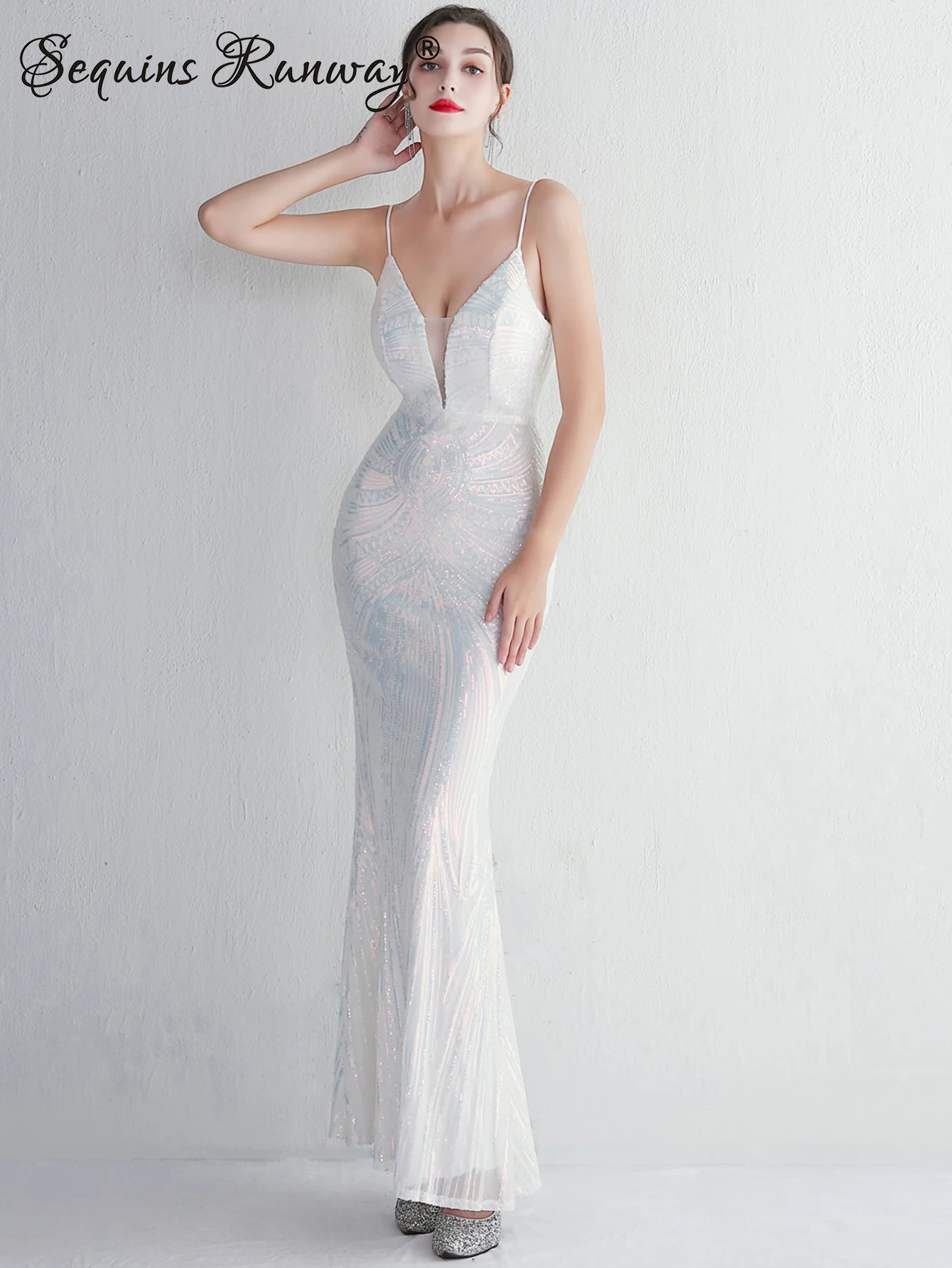 Сексуальное летнее платье макси с открытой спиной и блестками женская одежда