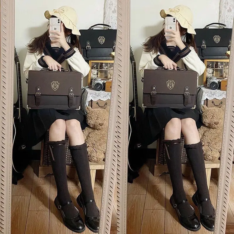 Shoulder Bag Portable Casual Large Capacity Cross-body Handbag for Diagonal Handhold Student Girl Bag Badge Retro Bag Everything