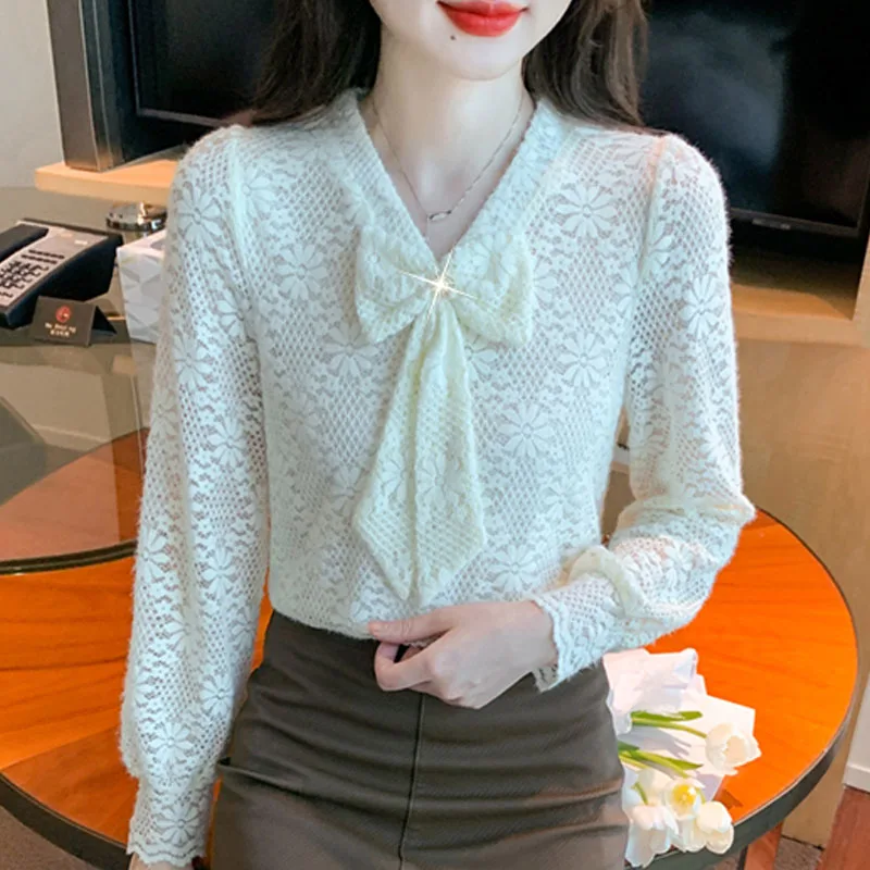 Модная кружевная женская блузка с v-образным вырезом и бантом длинным рукавом