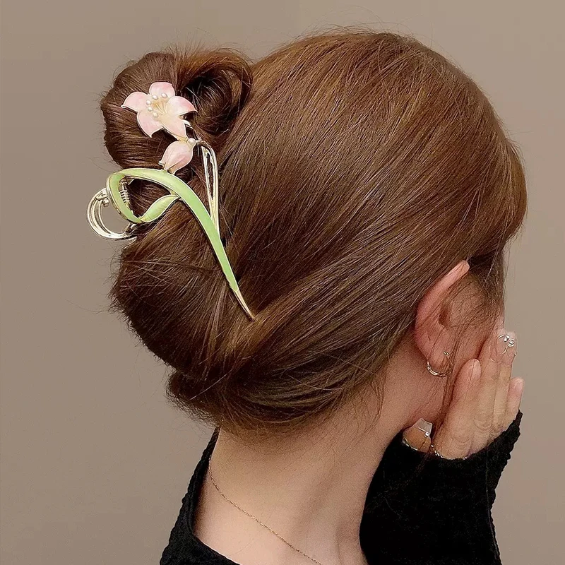 

Новинка 2023, элегантная металлическая заколка-зажим для волос в виде лилии, изысканная Заколка-краб с цветами тюльпана, модные женские аксессуары для волос