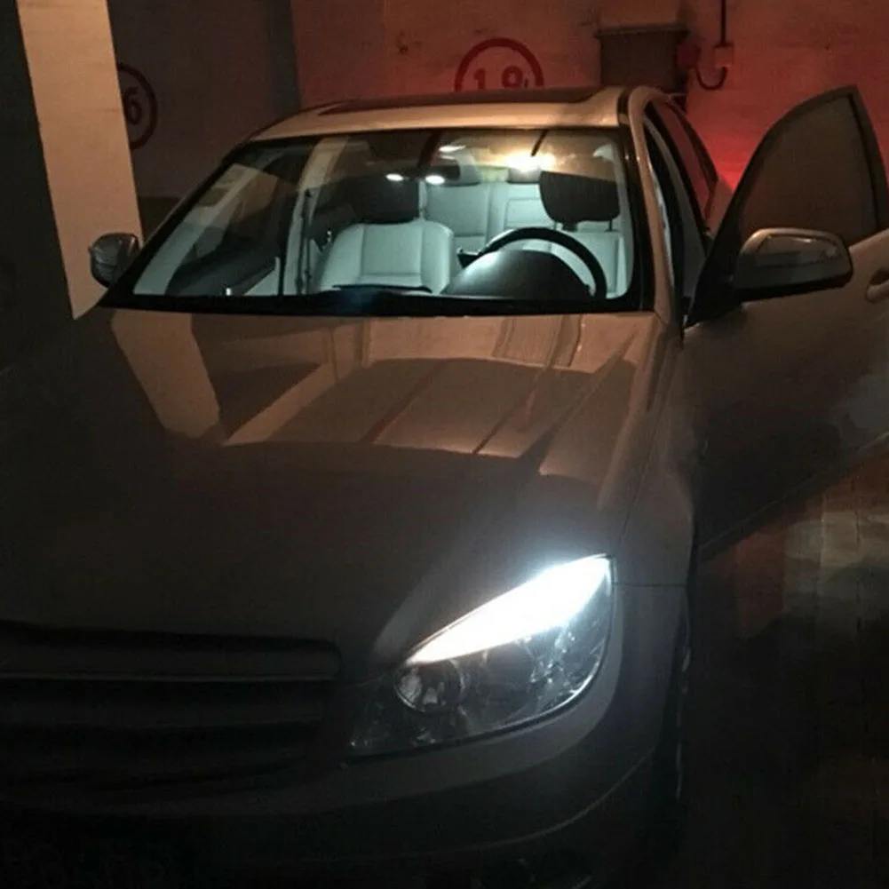 

24-LED LED lights 24-SMD Bulbs Lamp Parking lamps Xenon CANbus DC 12V Eyebrow For Mercedes-Benz W204 LED bulb T10