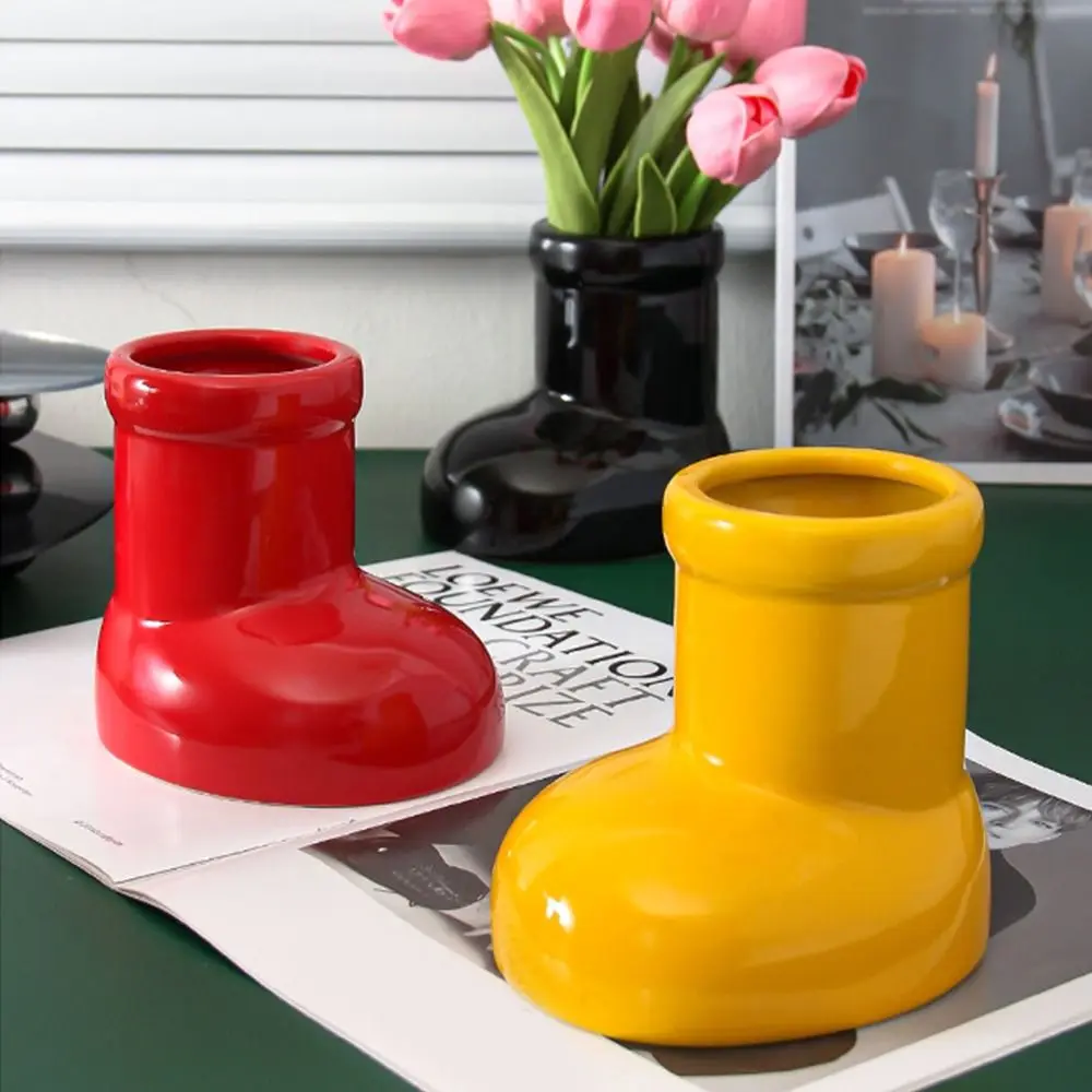 

Big Red Boot Shape Brush Stand Multifunctional Creative Pen Holder Funny Ceramic Storage Organizer Desktop Birthday Gifts