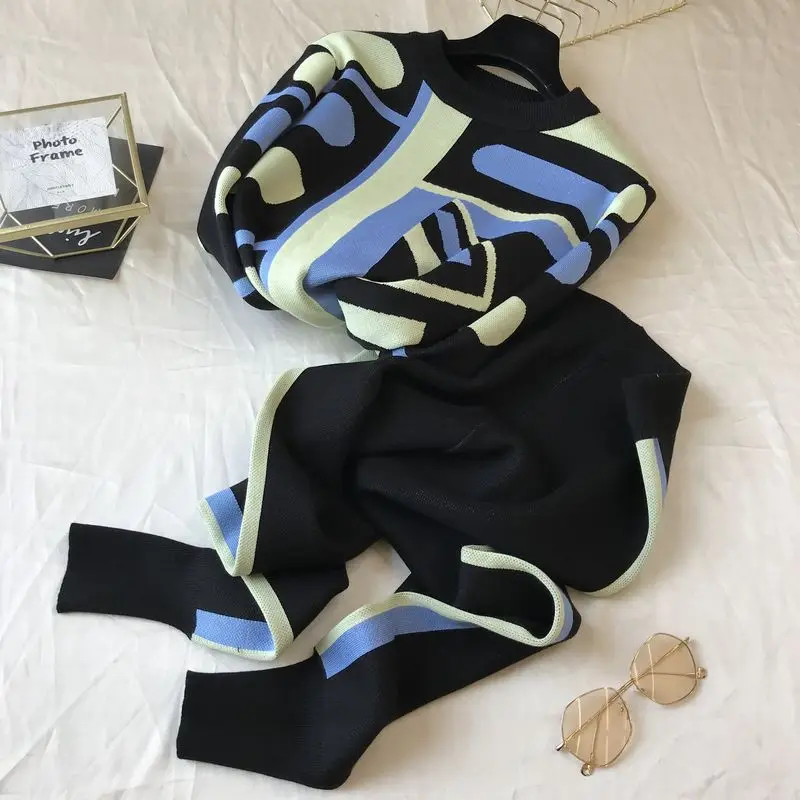 

Женский комплект из 2 предметов, трикотажный пуловер и брюки с камуфляжным принтом, весна-осень 2022