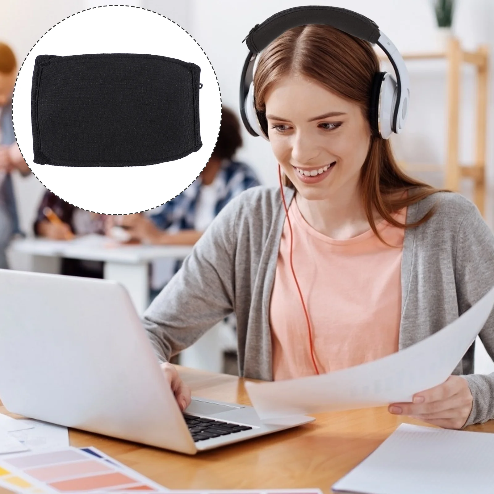 

1pc Useful Creative Convenient Practical Simple Earphone Cover Headphone Cover for Home