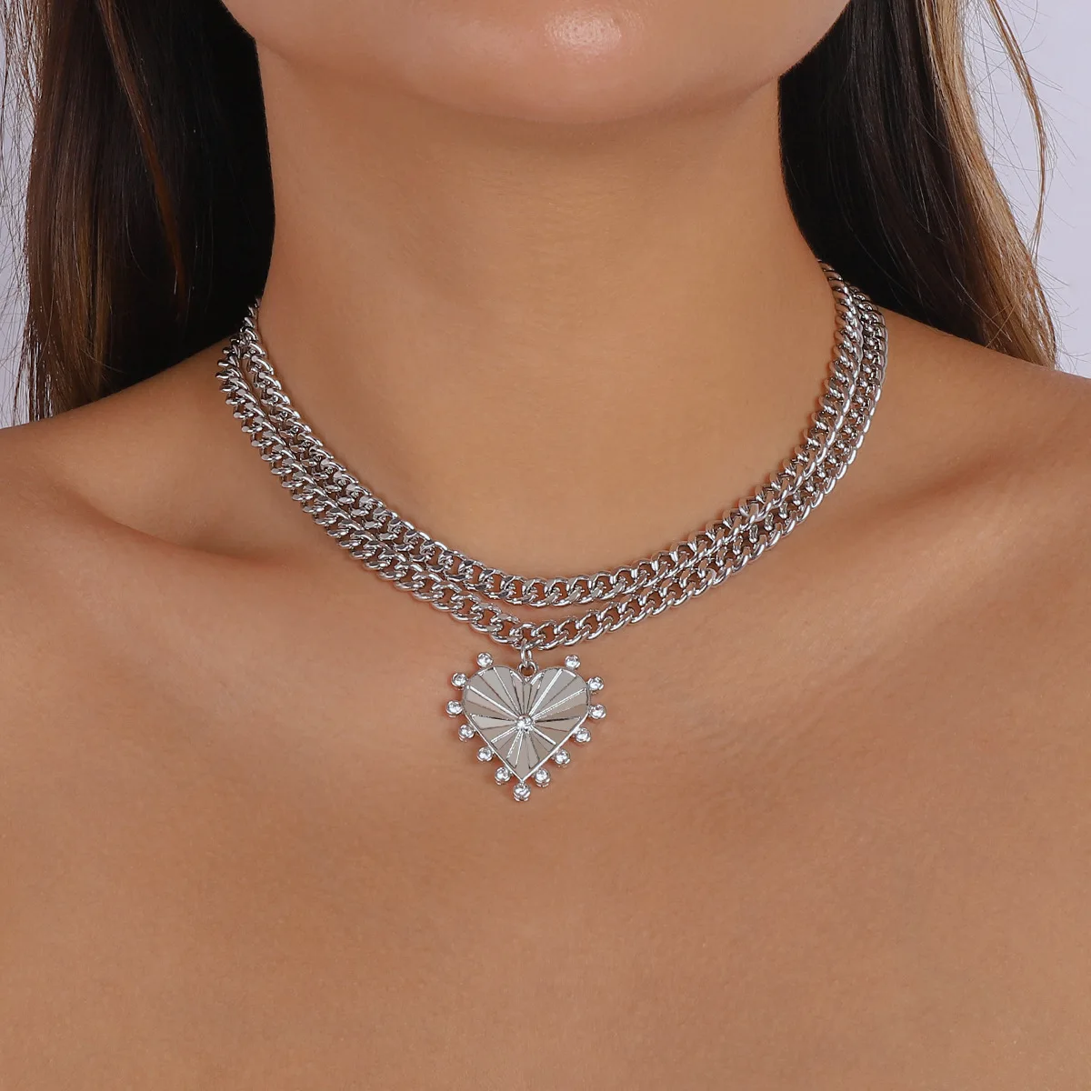 

Rhinestone Lace Metal Heart Pendant Necklace for Women Double Chains Clavicle Chain Layered Necklaces 2022 Fashion Jewelry
