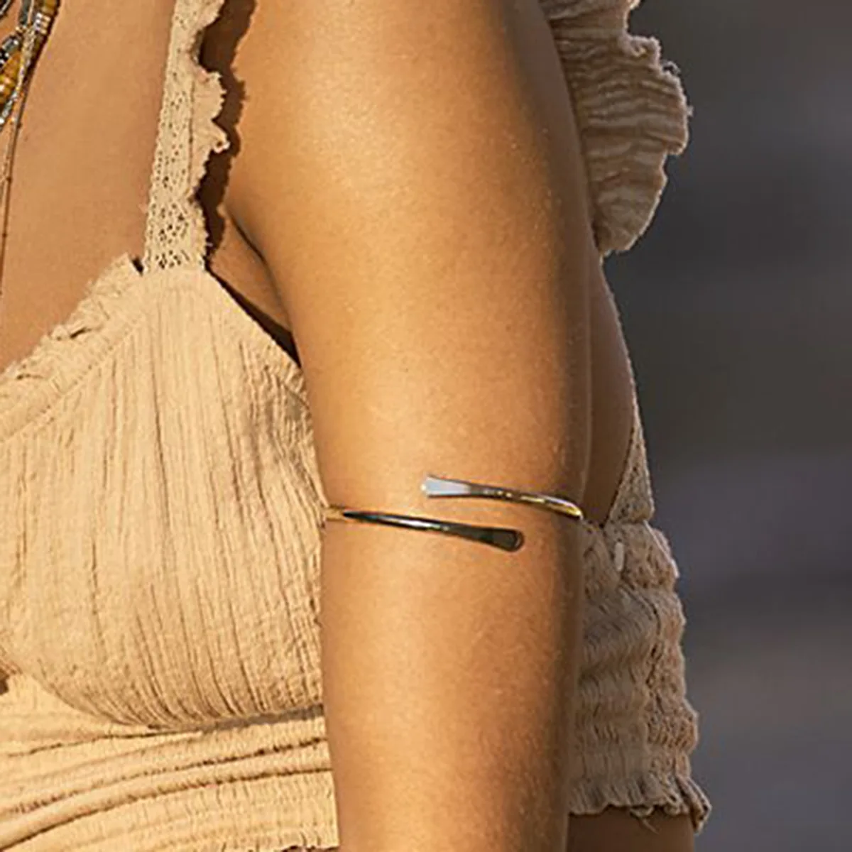 J.Shine Minimalist Arm Bracelet for Women Gold Silver Color Metal Open Upper Arm Bangle Bracelet Adjustable Armlet Armband Jewel