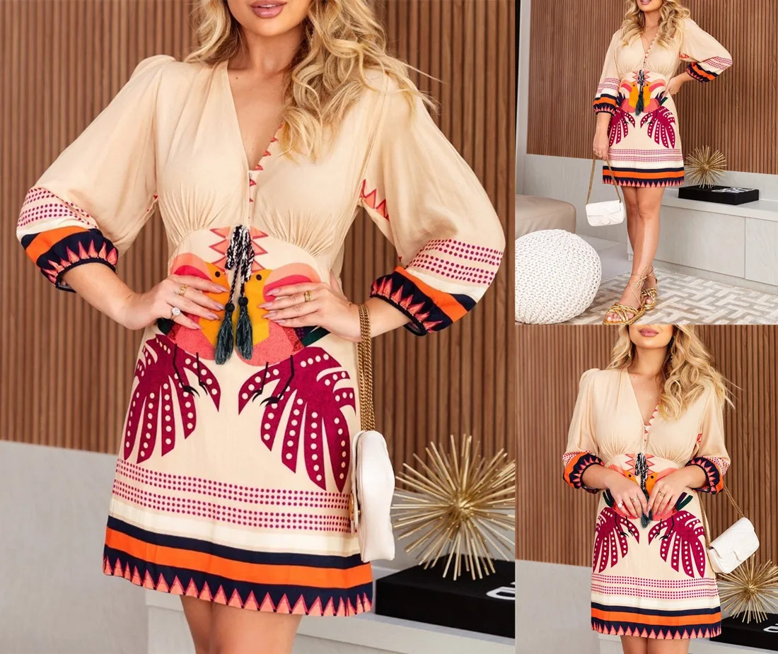 

2022 Women's Fashion Five-point Sleeve Positioning Print V-neck Short Dress
