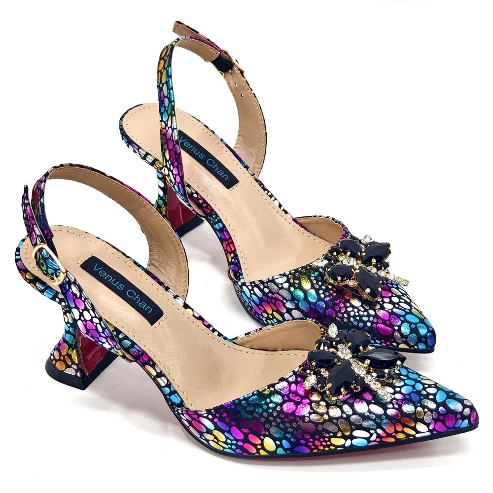 Весенние Новые поступления 2024 итальянский дизайн яркий цвет острый носок