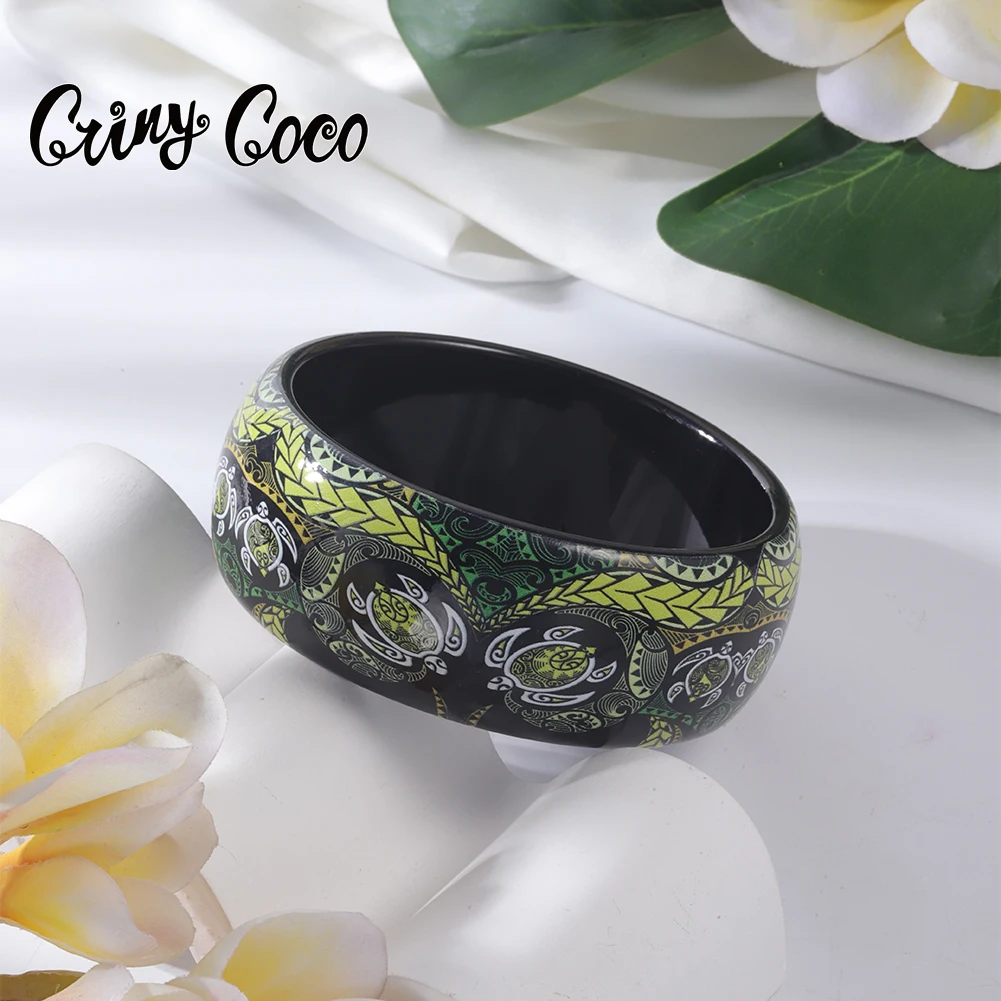 

Cring Coco Women Sea Turtles Bangles Samoan Hamilto Bangle Polynesian Jewelry Hawaiian Acrylic Bracelet Wide Bracelets on Hand