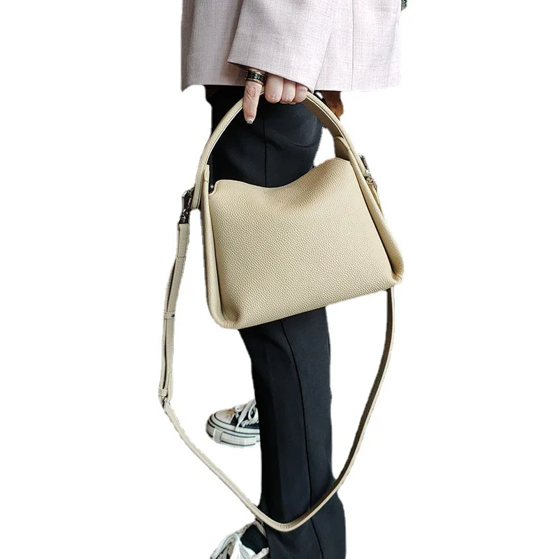 2023 new large soft cigarette case bag female large capacity handbag niche design single shoulder crossbody bag