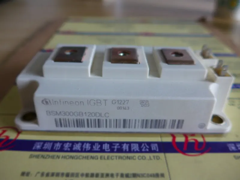 BSM300GB120DLC Новый и оригинальный