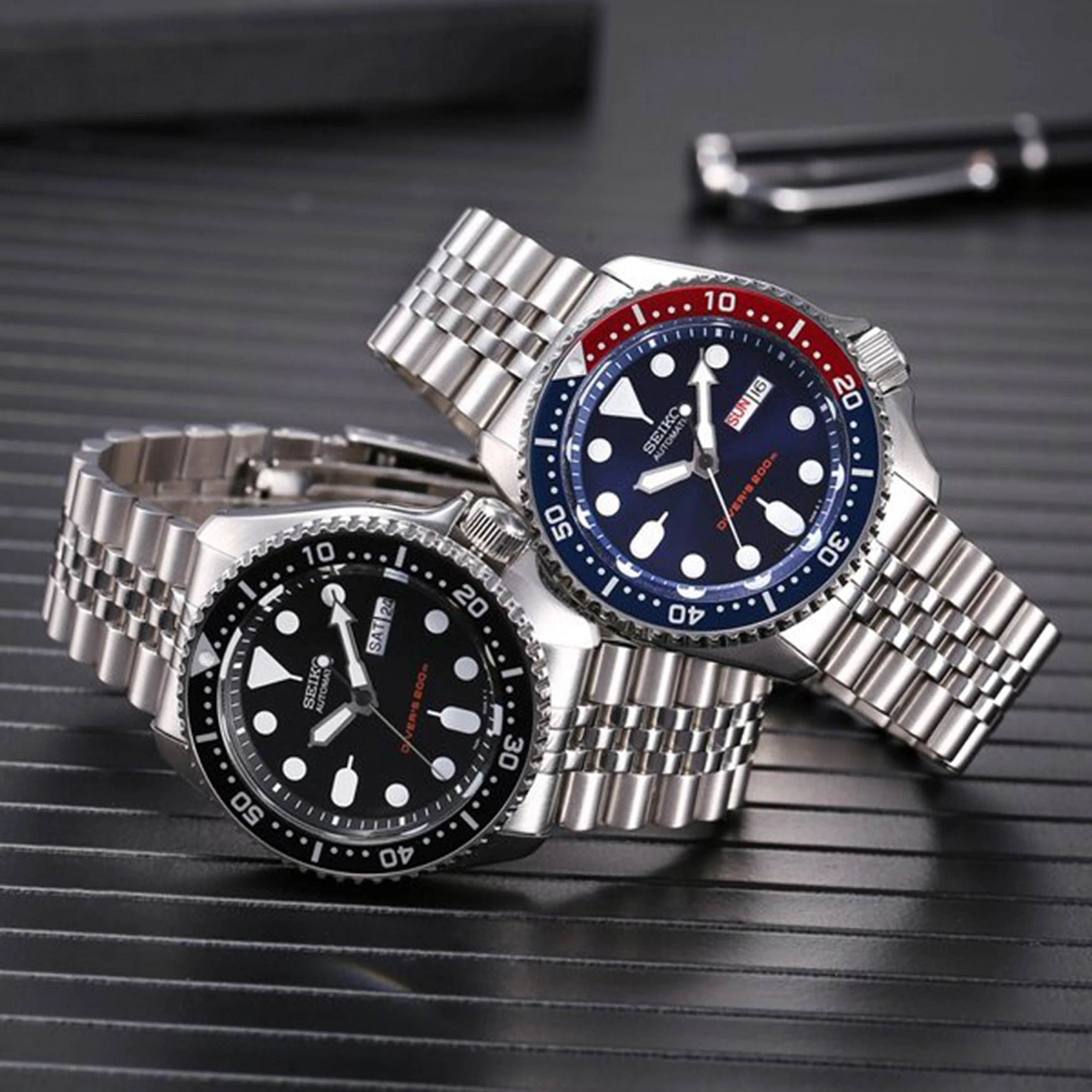 

SEIKO Men's Sports Quartz Waterproof Watch, Multifunctional Dial Luminous Hands and Markers, Stainless Steel or Rubber Strap.