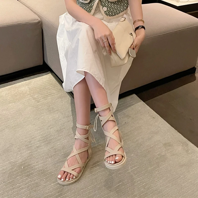 Сандалии в римском стиле женские босоножки на шнуровке с высоким верхом и мягкой