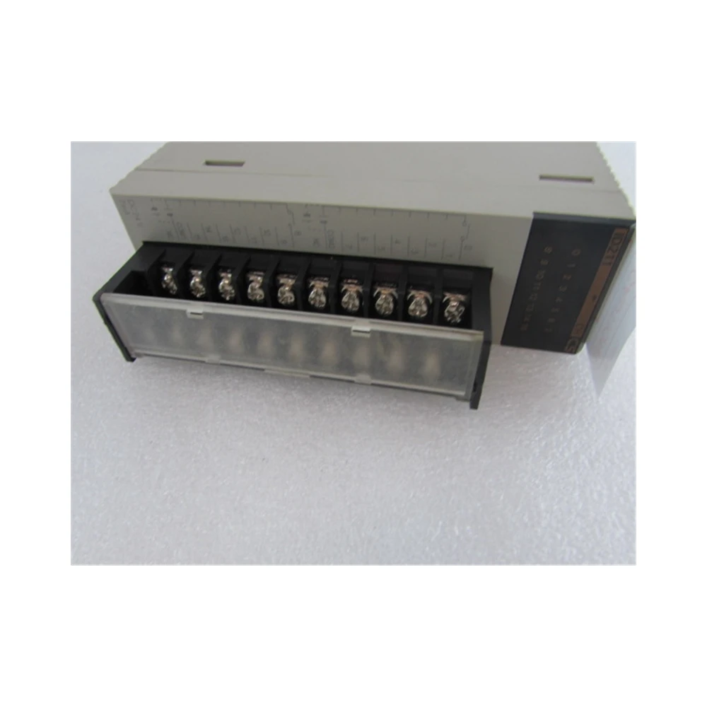 

Original plc output module CS1W-HCP22-V1