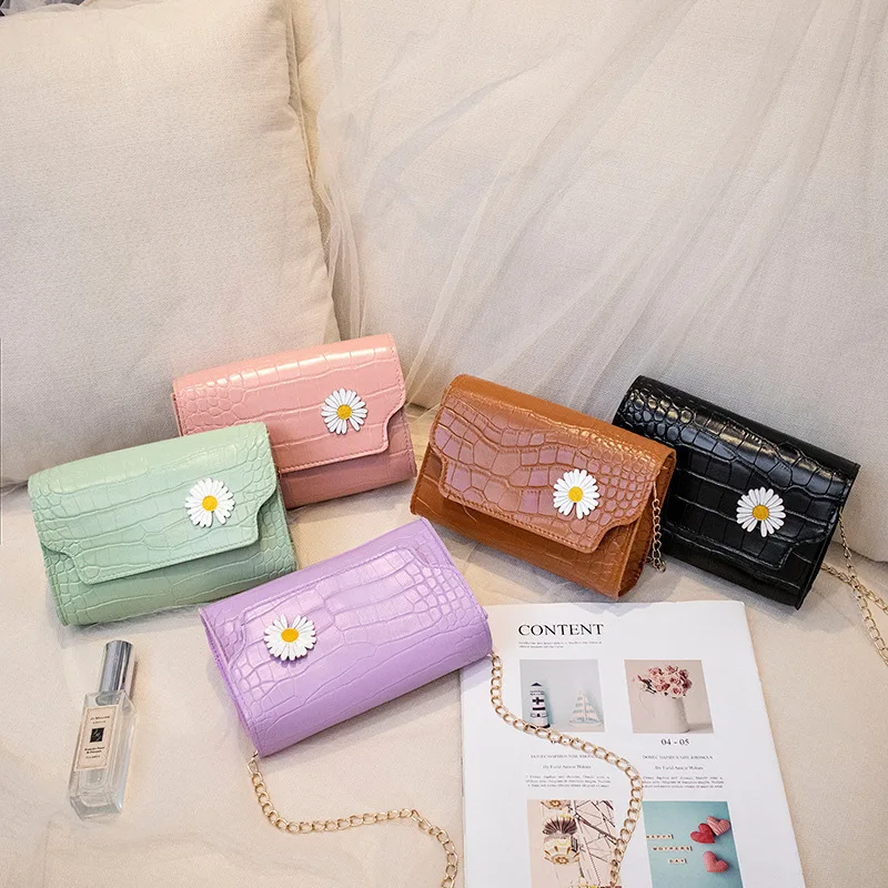 

Fashion Casual Women's Small Crossbody Bag Mini PU Leather Messenger Bag Flap Handbag Purse New Summer Travel Bag for Female