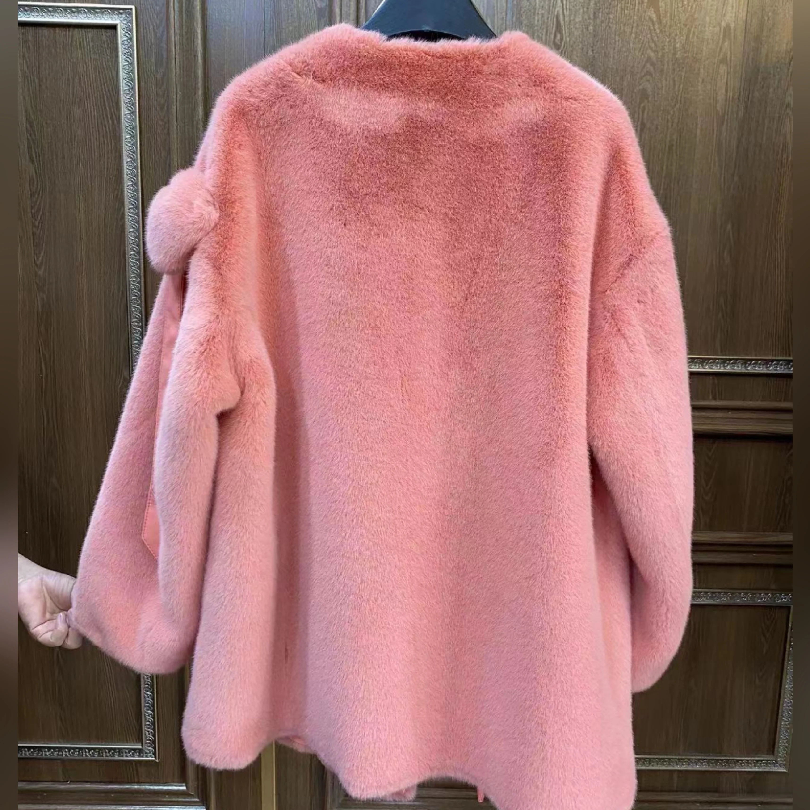 European Fur Long Sleeve Coat Female 2022 New Winter Coats Fashion Toka Double Face Wool Leather Warm Casual Sweet Fur Jacket