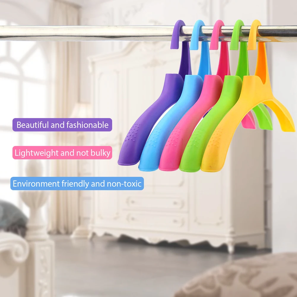 

Colored Plastic Hangers Anti Slip Stable Anti-corrosion for Bathroom Balcony Sturdy Slim Clothes Hangers for Household Hotel 행거