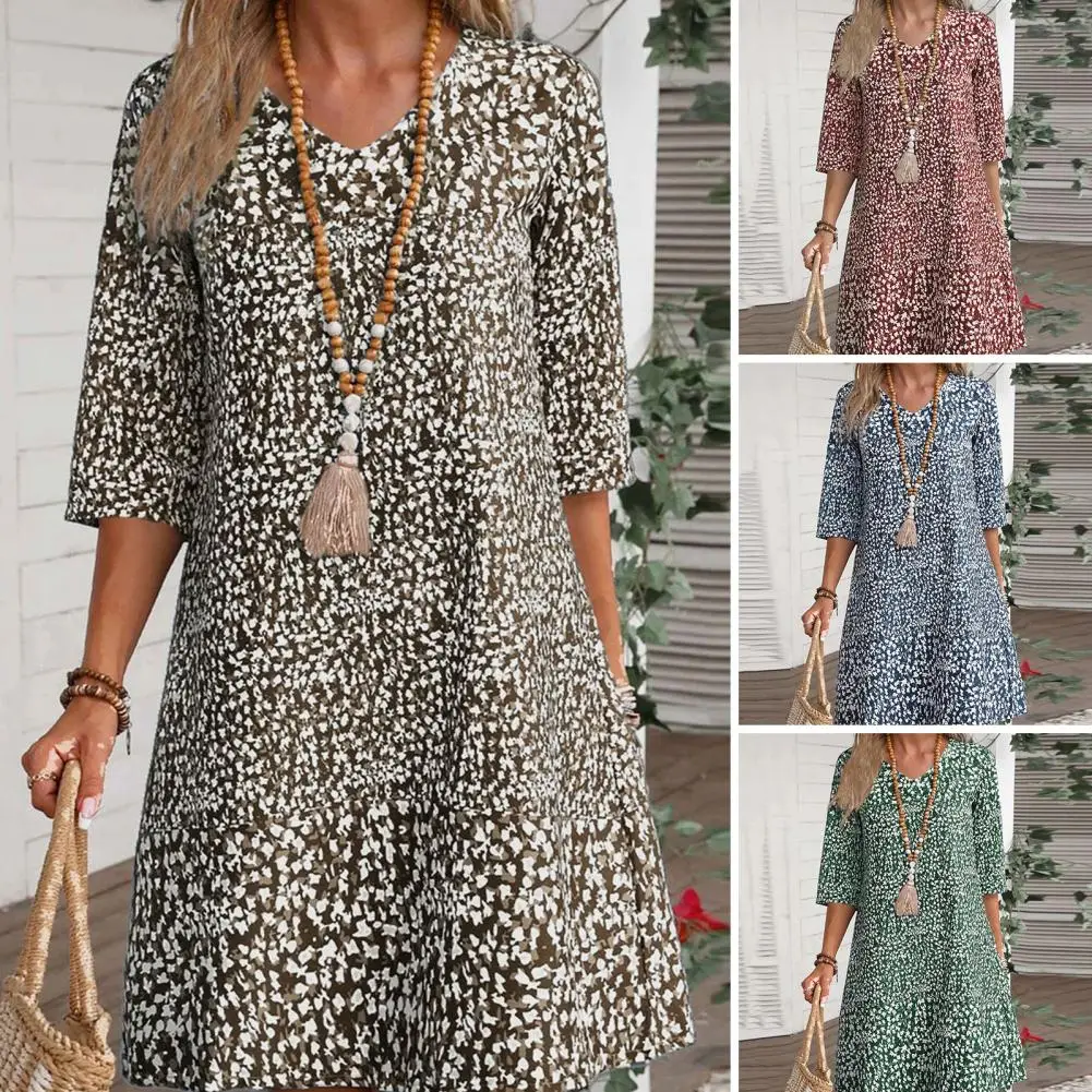 

Женское мини-платье с цветочным принтом, V-образным вырезом и рукавом 3/4