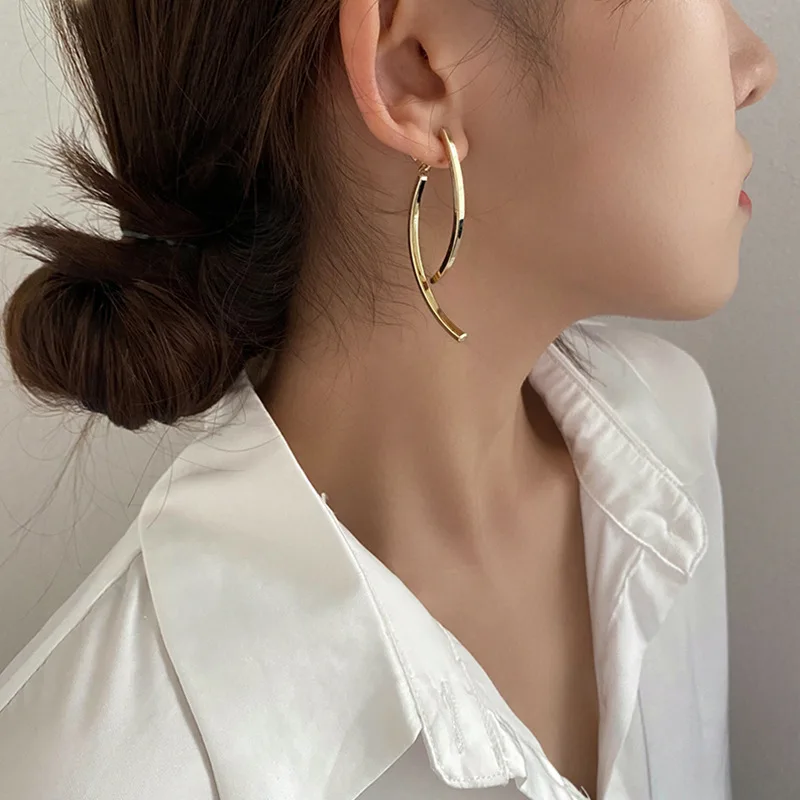 

Fashion Personality Temperament Metal Cross Silver Needle Stud Earrings Temperament Women Party Birthday Gift