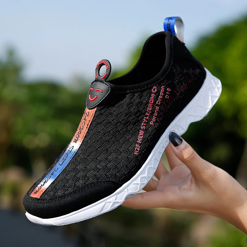 Swimming for Couple Sneakers Men Womens Walking Shoes Flat Water Shoes Non-Slip Black Outdoor Casual Footwear Size 35-45