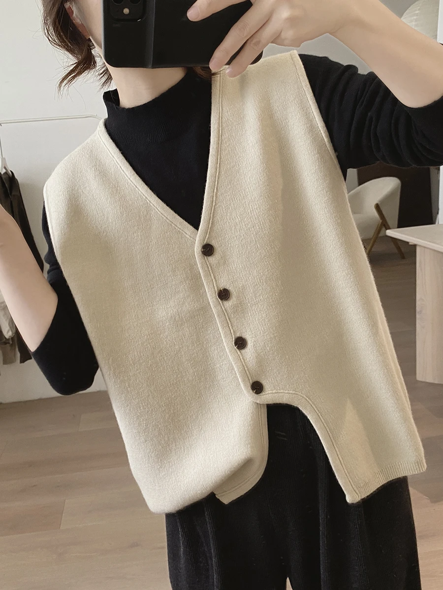 Вязаный жилет уменьшающий возраст верхняя одежда женский осенне-зимний новый