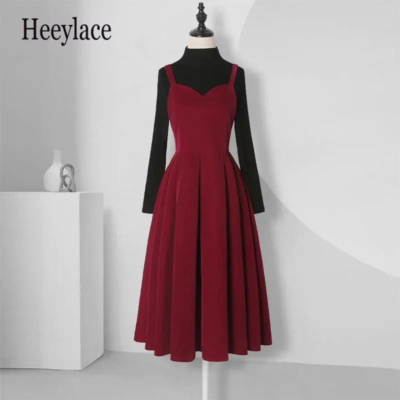 

Vintage Sling Dress Suit Female 2022 Spring New Fashion Bottoming Shirt Hepburn Style Gold Velvet Dress Two-piece Set